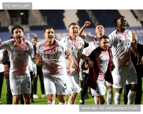 国米主场遭遇失利，球迷愤怒抗议主教练，国米球队